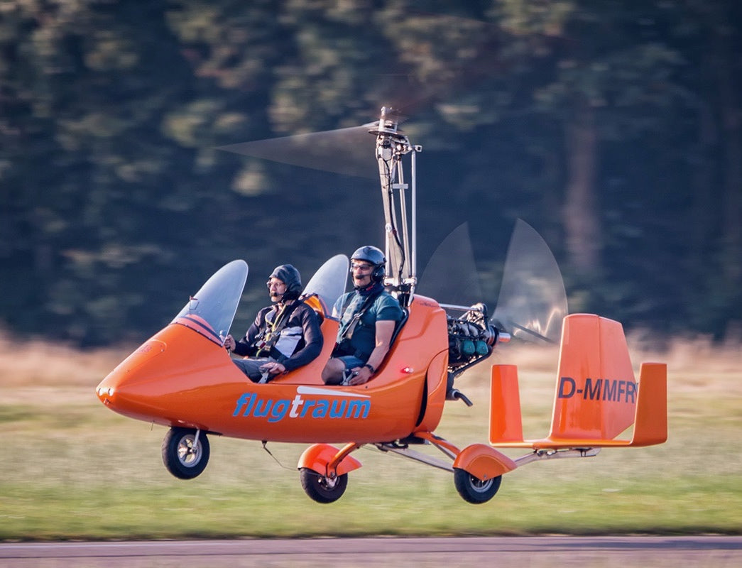 Die_ersten_Platzrunden_Start_Landung_Flugschule_Tragscrauber