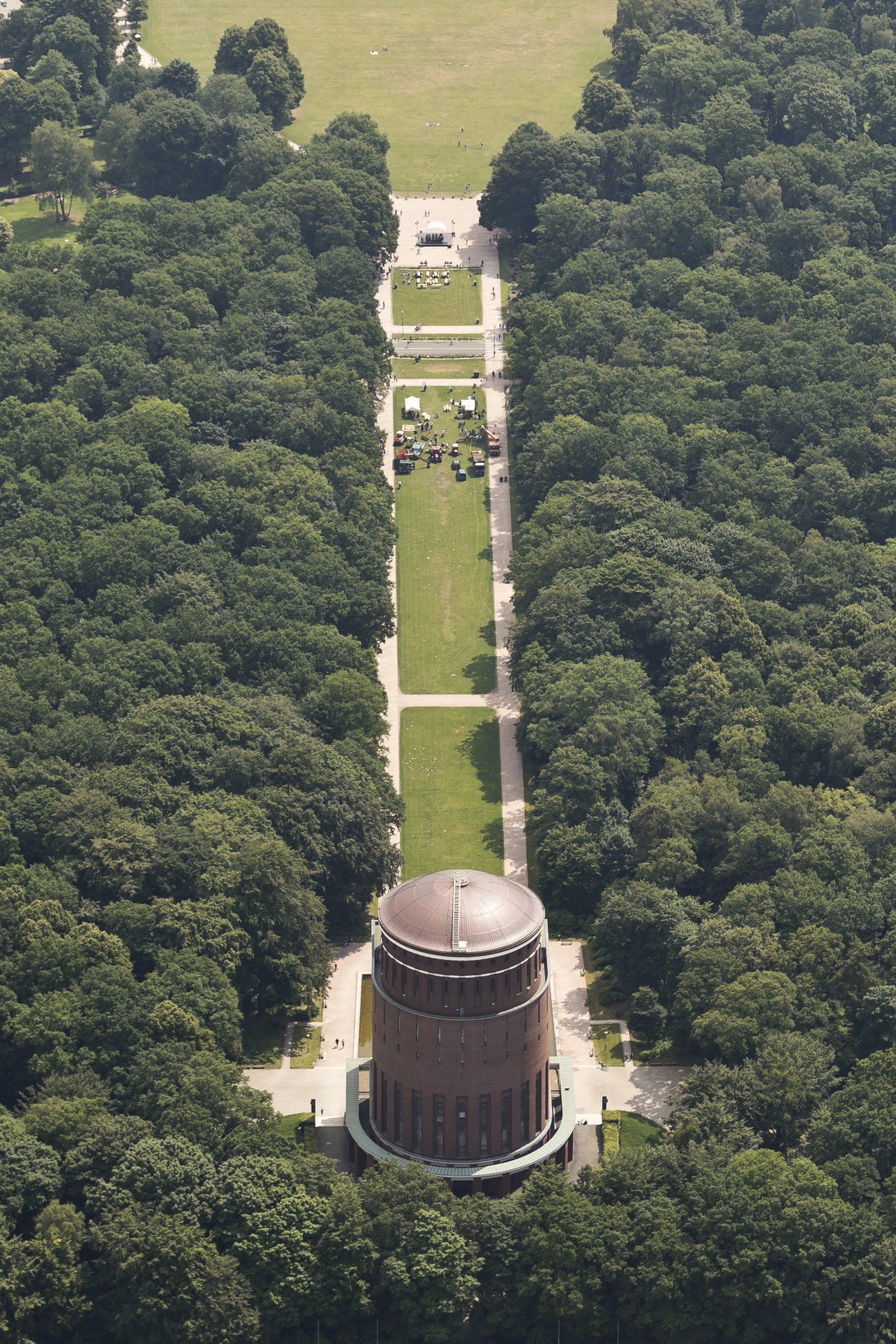 Das Planetarium im Hamburger Stadtpark mit Flugtraum von Oben erleben